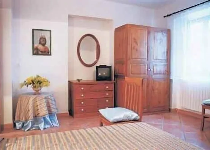 Farmház Tenuta Mauri - Vota Nocera Terinese