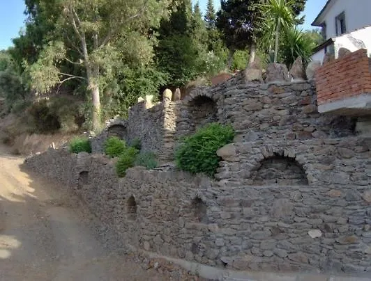 Farmház Tenuta Mauri - Vota Nocera Terinese